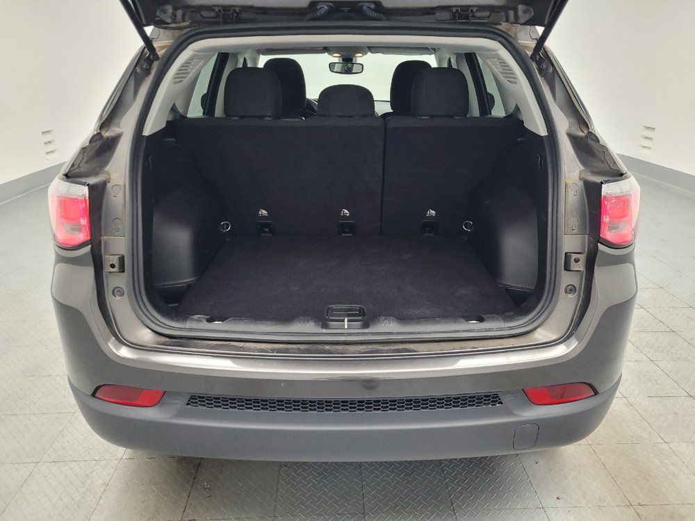 Used 2018 Jeep Compass Sport AWD/4WD image 29