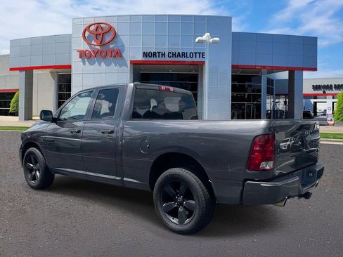 Used 2018 RAM 1500 Express w/ Express Value Package AWD/4WD image 4