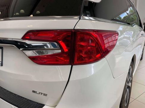 Used 2019 Honda Odyssey Elite image 7