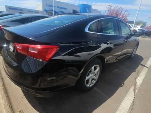Used 2016 Chevrolet Malibu LS FWD image 3