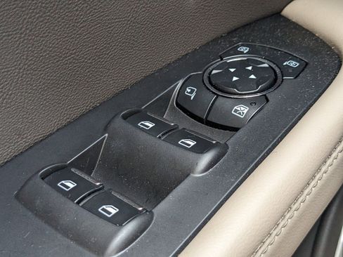 Certified 2023 Lincoln Nautilus Reserve w/ Equipment Group 202A image 26