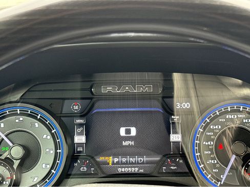 Used 2022 RAM 1500 Limited w/ Body Color Bumper Group image 5