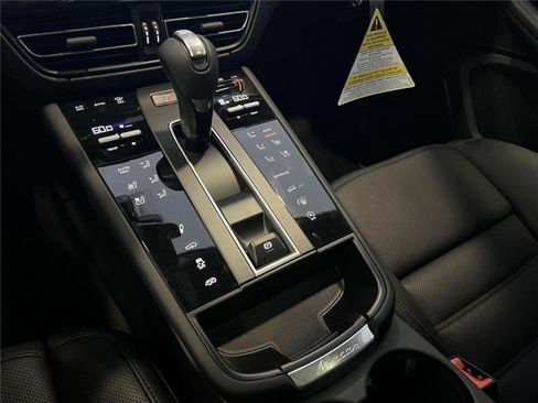 Used 2026 Porsche Macan GTS image 19