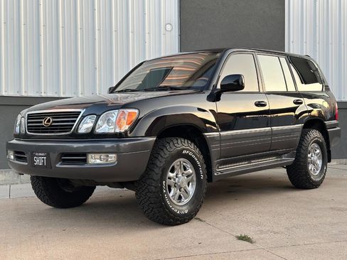 Used 2002 Lexus LX 470 4WD image 1