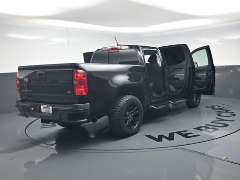 Used 2022 Chevrolet Colorado Z71 w/ Z71 Midnight Edition AWD/4WD image 26