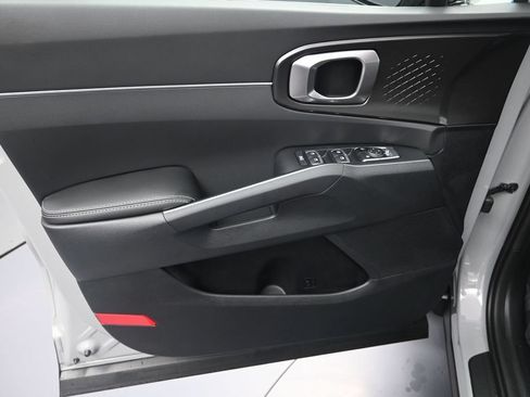 New 2026 Kia Sorento S AWD/4WD image 9