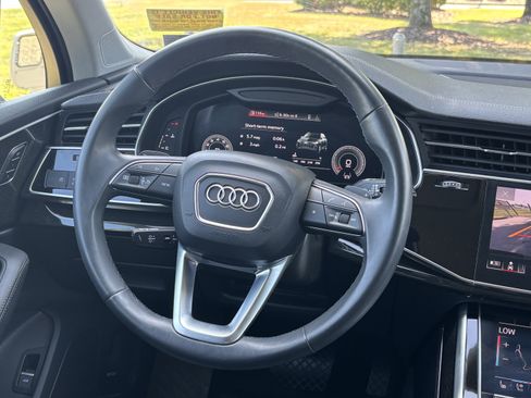 Used 2023 Audi Q7 2.0T Premium Plus w/ Premium Plus Package AWD/4WD image 20