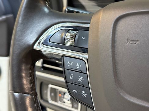 Used 2023 Lincoln Navigator Black Label image 16