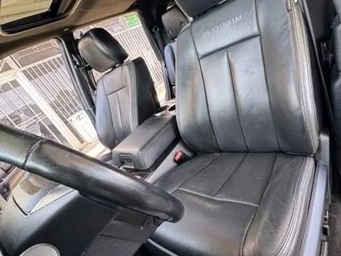 Used 2016 Ford Expedition Platinum RWD image 16
