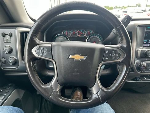 Used 2018 Chevrolet Silverado 1500 LT w/ LPO, Black Pack AWD/4WD image 12