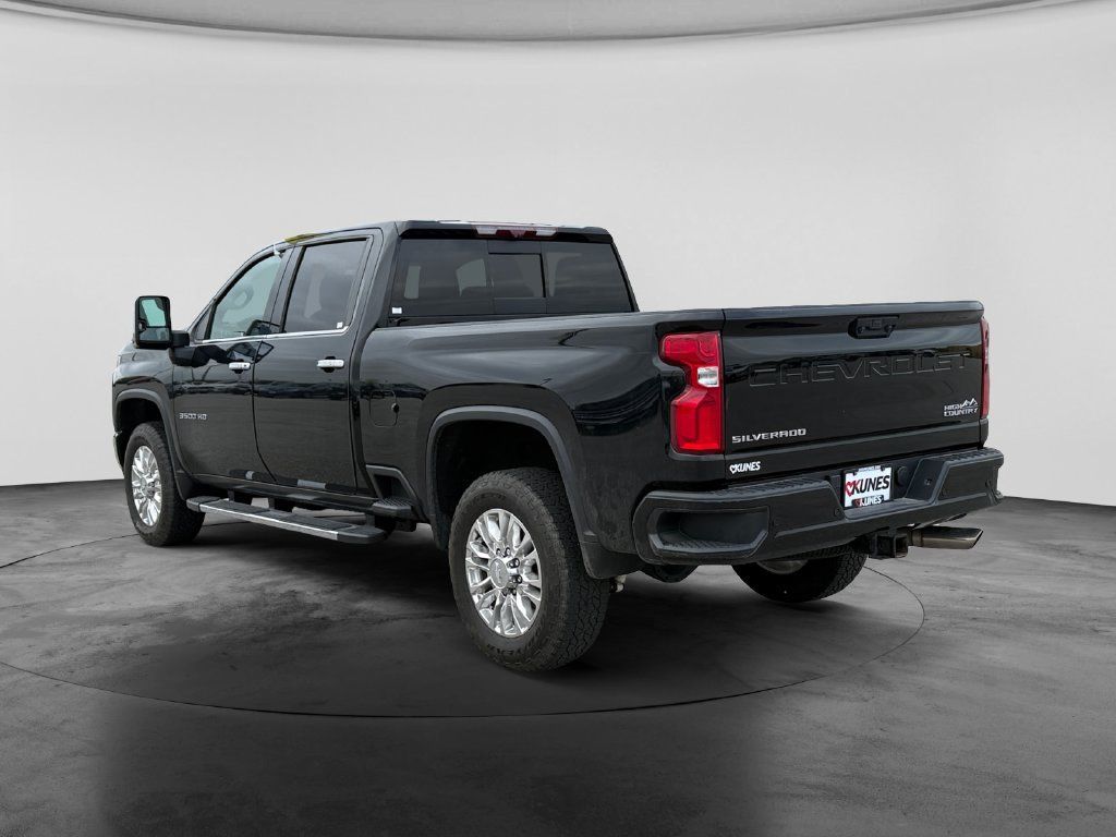 Used 2020 Chevrolet Silverado 3500 High Country w/ Technology Package AWD/4WD image 7