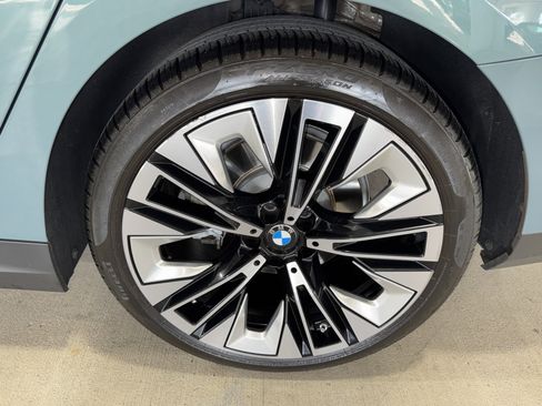 Certified 2025 BMW 530i 530i image 36