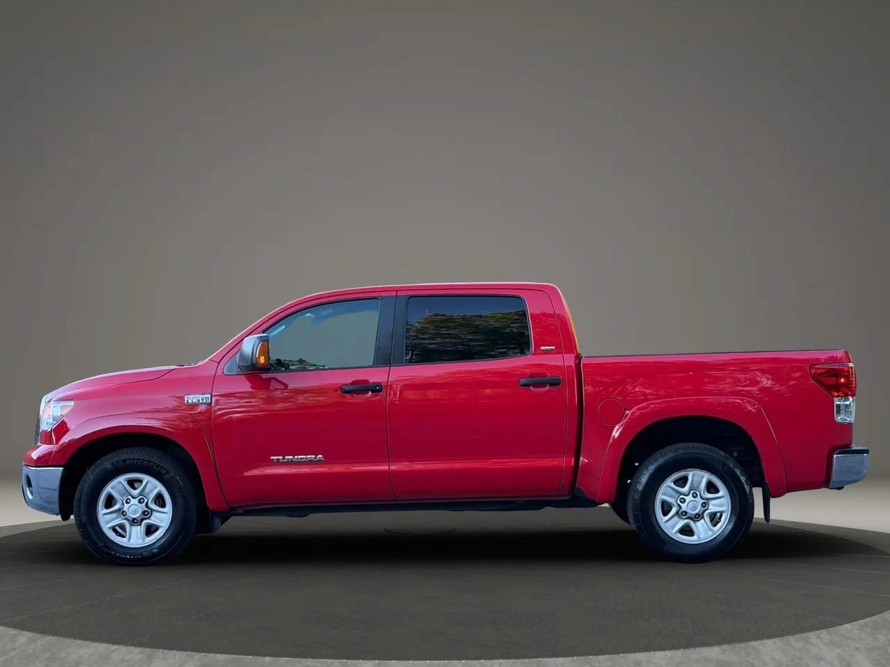 Used 2011 Toyota Tundra 2WD CrewMax w/ SR5 Pkg image 7