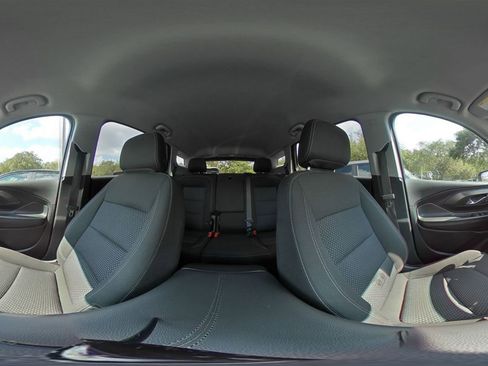 Used 2024 GMC Terrain SLE FWD image 41