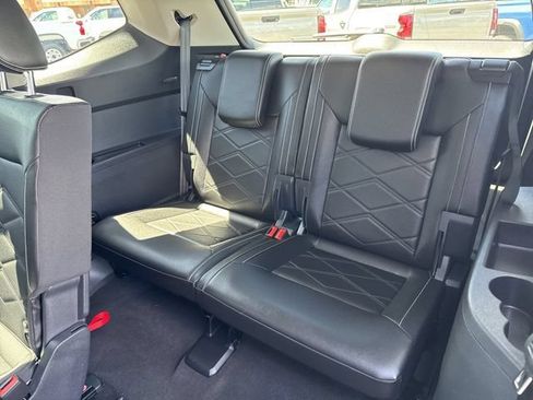 Used 2024 Volkswagen Atlas SE AWD/4WD image 15