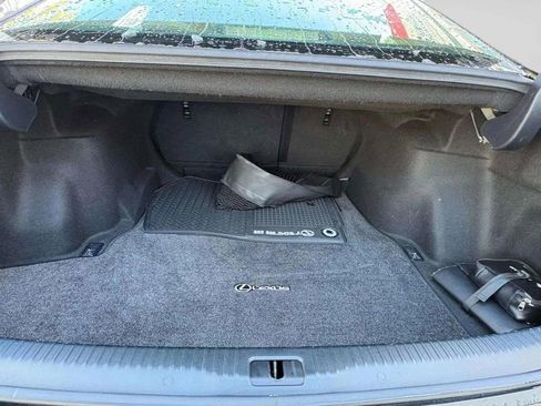 Used 2017 Lexus IS 300 F Sport image 18