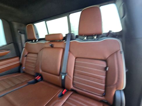 Used 2024 GMC Sierra 1500 Denali Ultimate image 16