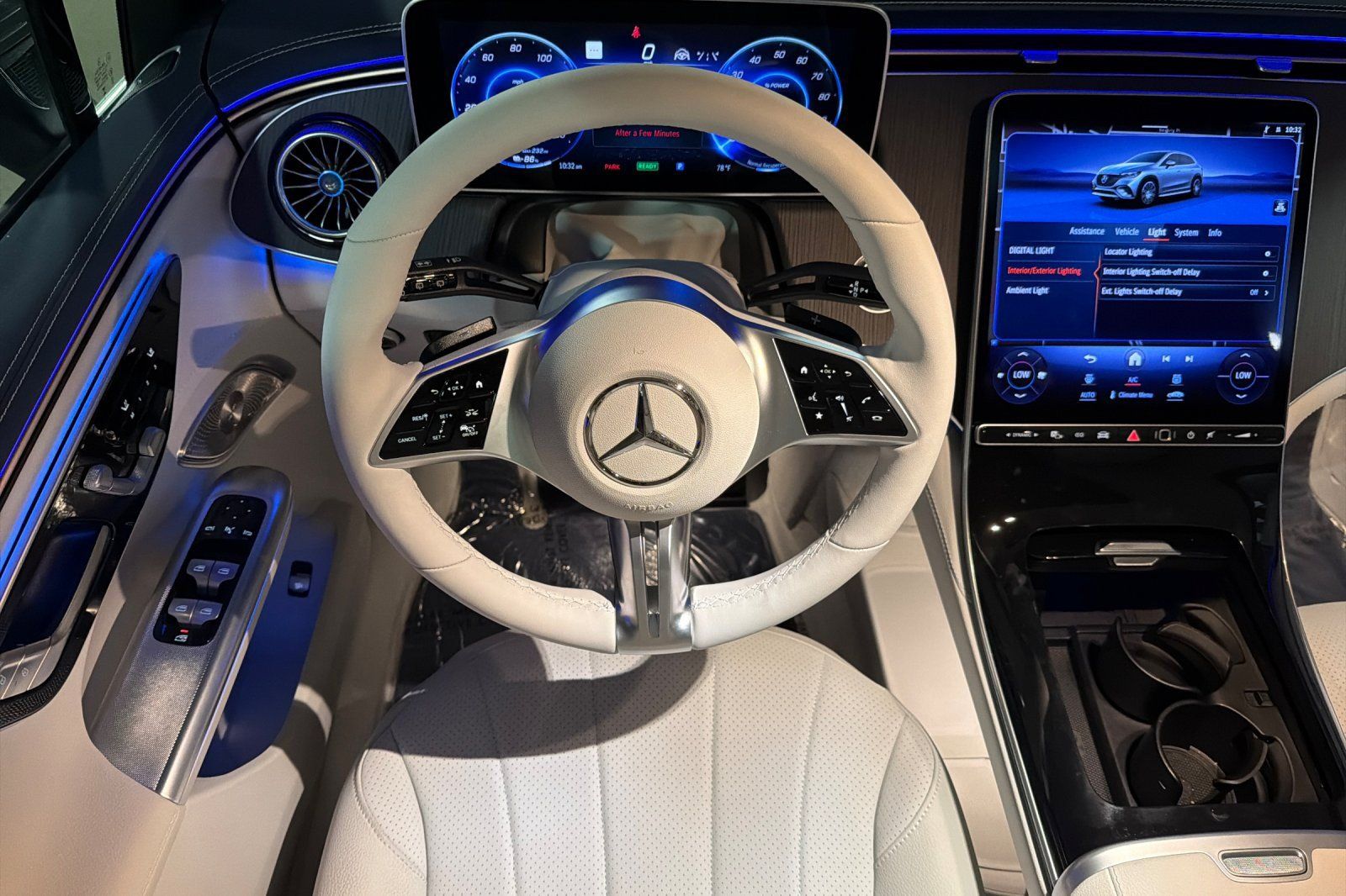 New 2026 Mercedes-Benz EQE 320 4MATIC SUV image 13