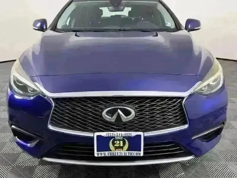 Used 2017 INFINITI QX30 FWD image 44