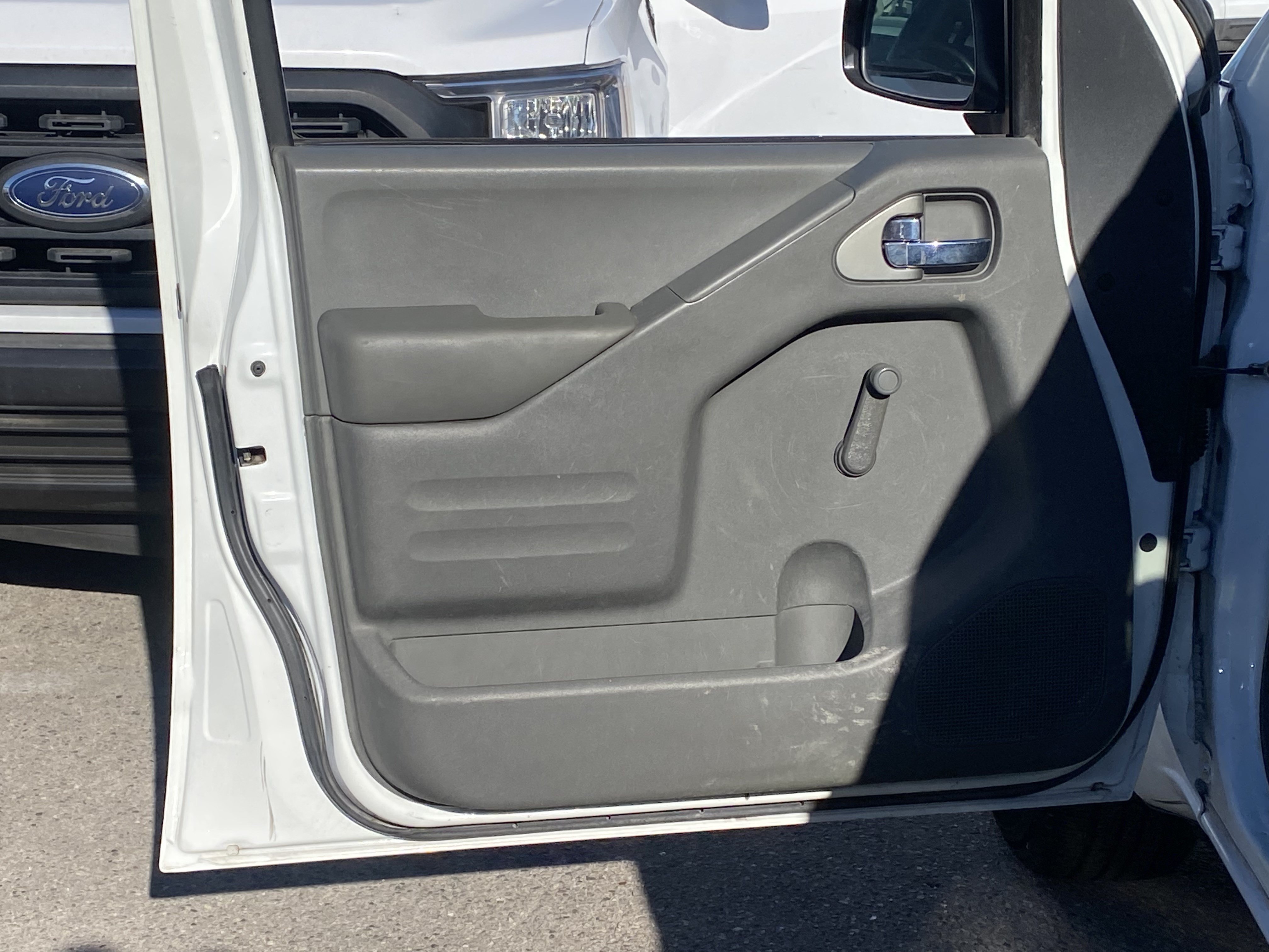 Used 2019 Nissan Frontier S RWD image 15