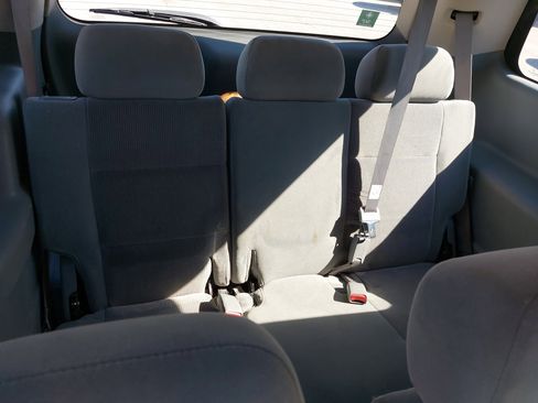 Used 2006 Dodge Durango SLT image 13