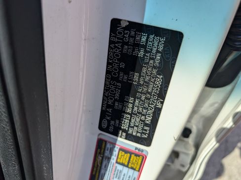 Used 2016 Kia Soul FWD image 24