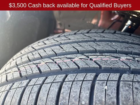 New 2026 Nissan Pathfinder SV image 29