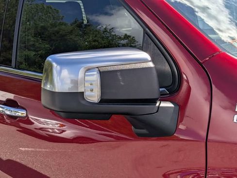 Used 2023 Chevrolet Silverado 1500 High Country AWD/4WD image 10