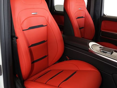 Used 2025 Mercedes-Benz G 63 AMG 4MATIC image 11