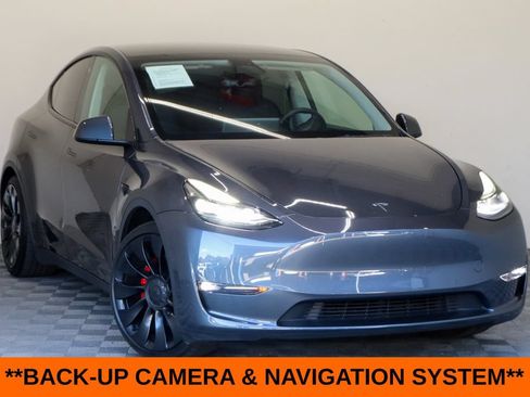 Used 2022 Tesla Model Y Performance AWD/4WD image 2
