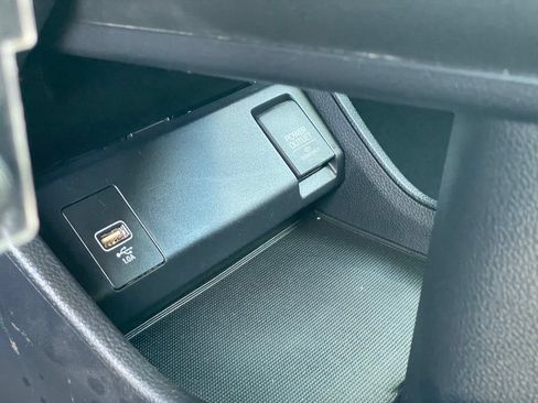 Used 2021 Honda HR-V LX image 22