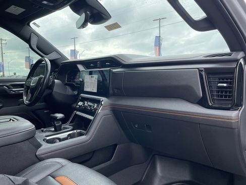 Used 2022 GMC Sierra 1500 AT4 w/ AT4 Premium Package image 33