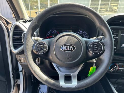 Used 2020 Kia Soul S image 14