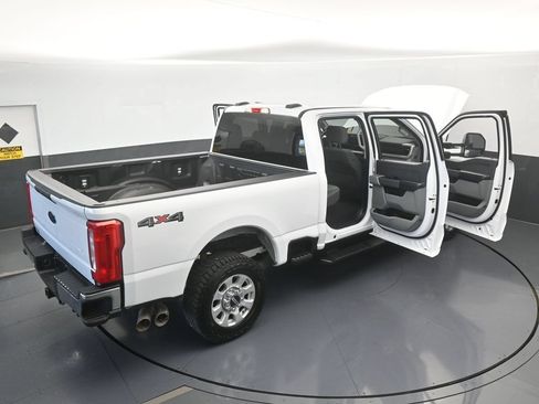 Used 2024 Ford F250 XLT AWD/4WD image 67