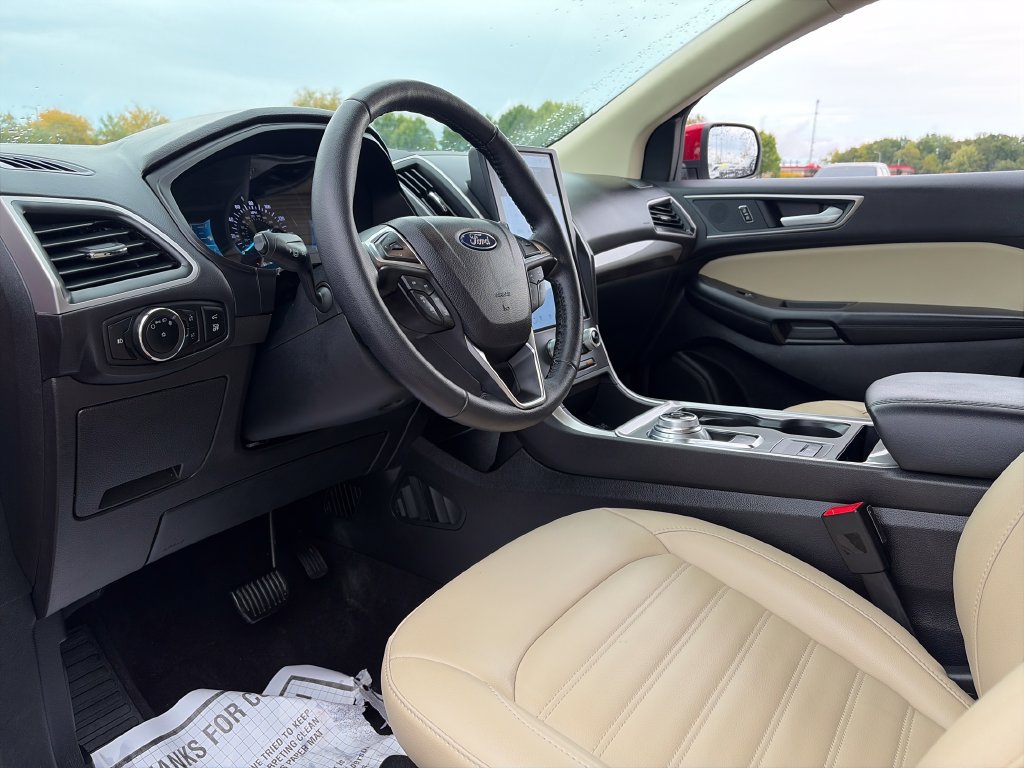 Used 2024 Ford Edge SEL w/ Convenience Package AWD/4WD image 14