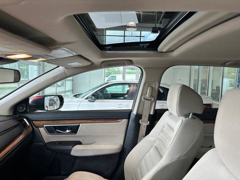 Used 2019 Honda CR-V EX image 16