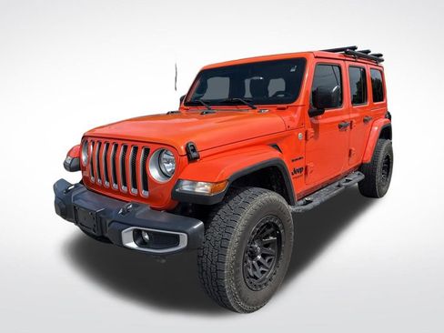Used 2018 Jeep Wrangler Unlimited Sahara w/ Safety Group AWD/4WD image 4