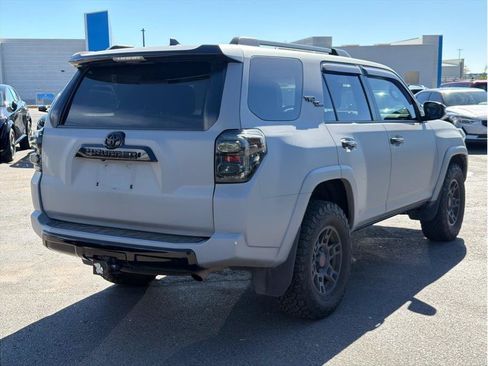 Used 2019 Toyota 4Runner TRD Off-Road Premium AWD/4WD image 2