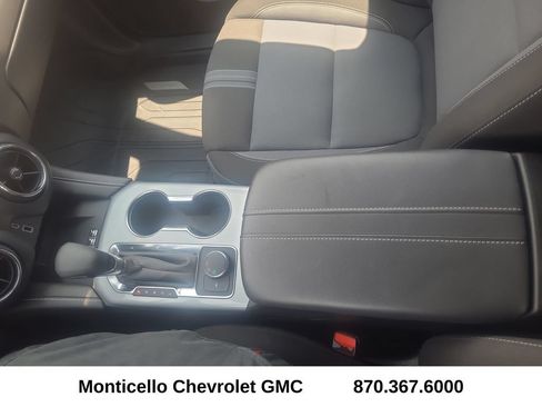 Used 2023 Chevrolet Blazer LT w/ Convenience Package FWD image 24