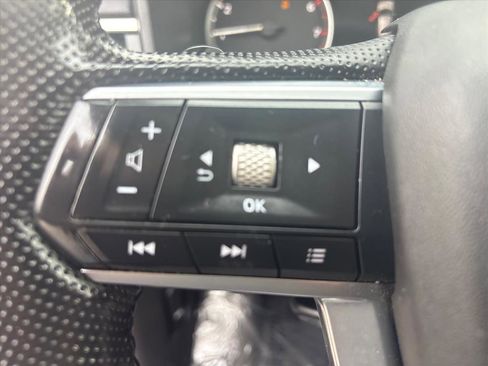 Used 2023 Mitsubishi Outlander SE image 23