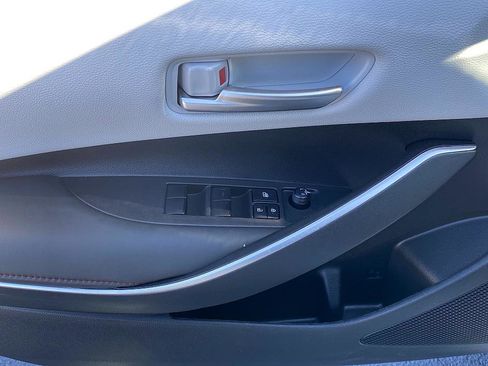 Certified 2024 Toyota Corolla SE image 9