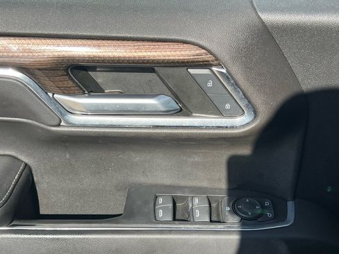 Used 2022 Chevrolet Silverado 1500 LT image 23