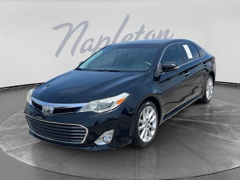 Used 2013 Toyota Avalon Limited w/ Technology Pkg FWD image 1