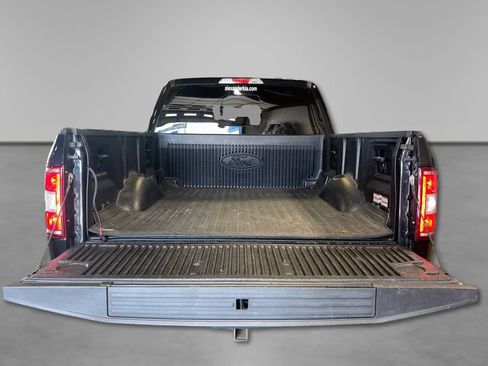 Used 2018 Ford F150 XLT w/ Equipment Group 302A Luxury AWD/4WD image 14