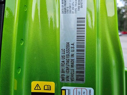 New 2025 Jeep Gladiator Sport image 20