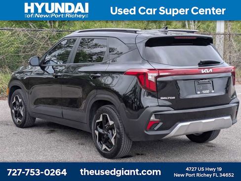 Used 2025 Kia Seltos S FWD image 3