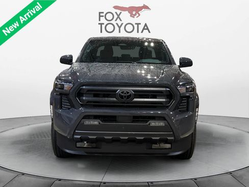 New 2026 Toyota Tacoma SR5 RWD image 8