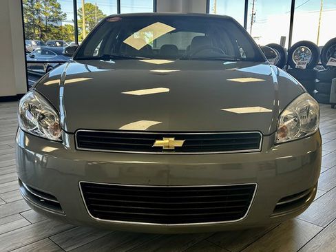 Used 2007 Chevrolet Impala LT w/ Preferred Equipment Group image 2