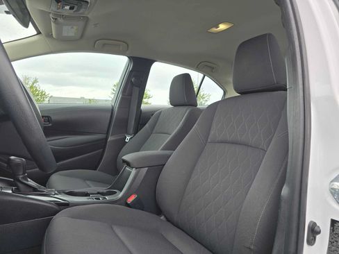 Used 2024 Toyota Corolla LE FWD image 25