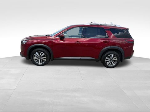 Certified 2025 Nissan Pathfinder SL AWD/4WD image 2